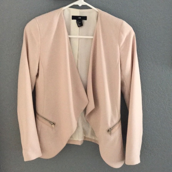 H&M Jackets & Blazers - H&M blush pink crepe blazer size 4